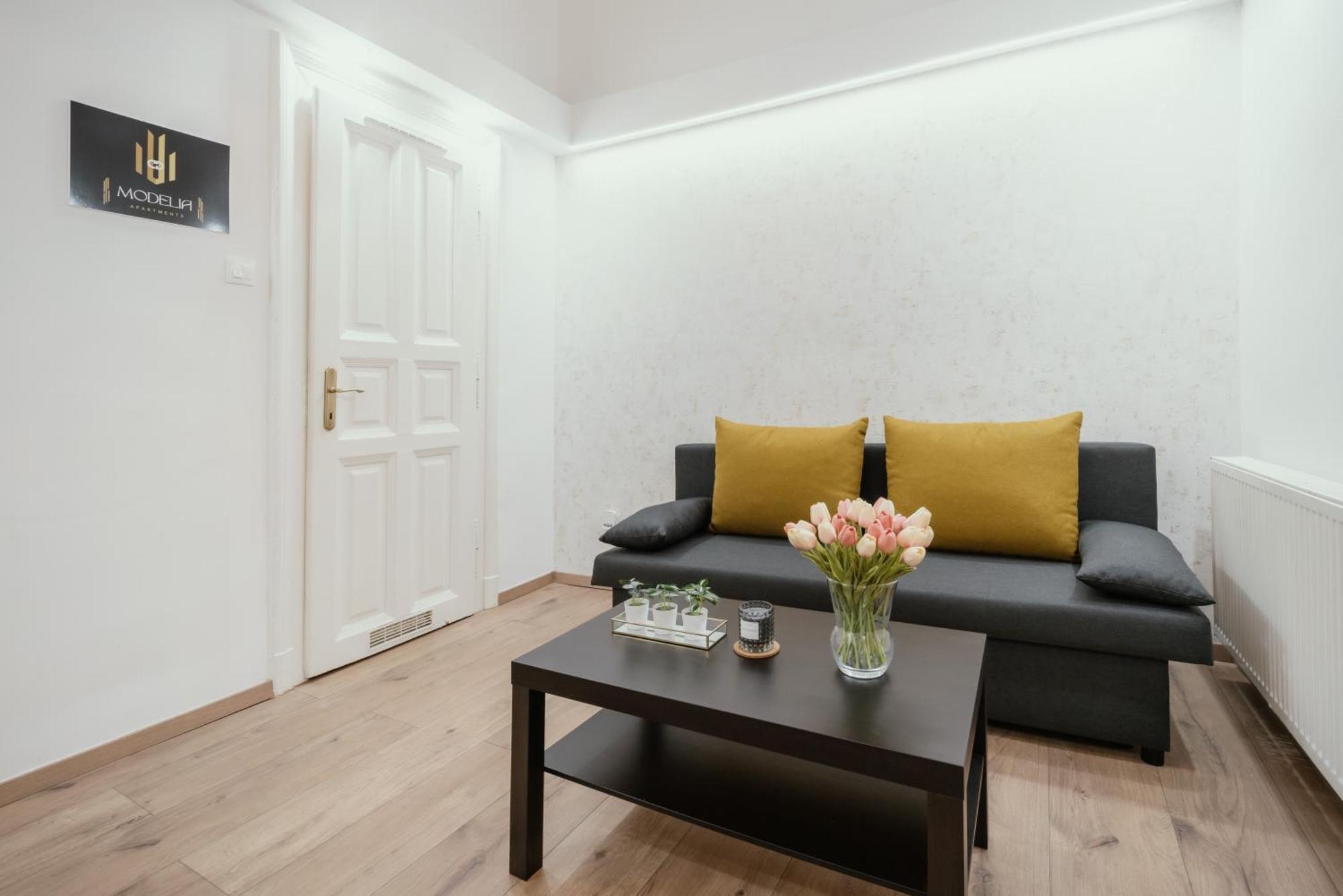 Modelia Apartment At Gellert Square 布达佩斯 外观 照片